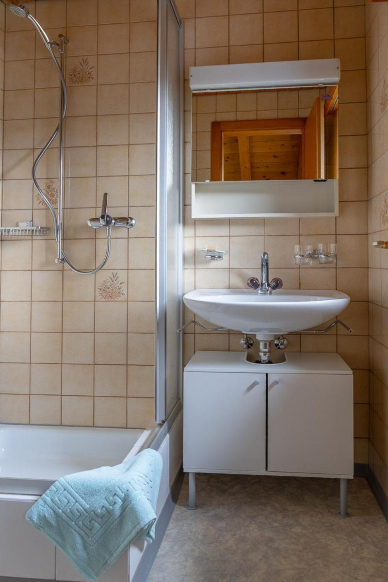 Chrona Bed & Breakfast Jenaz Rom bilde