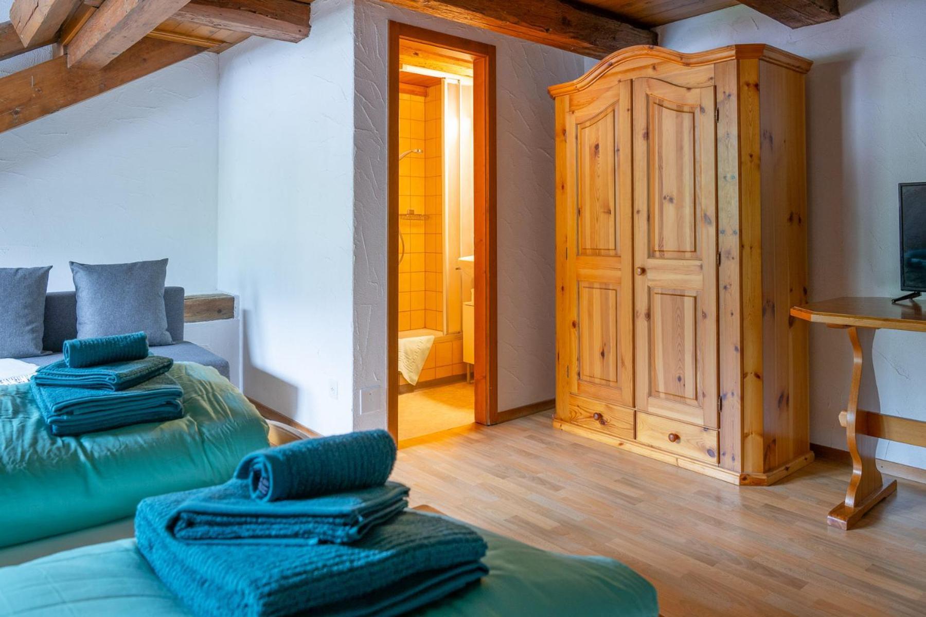Chrona Bed & Breakfast Jenaz Rom bilde