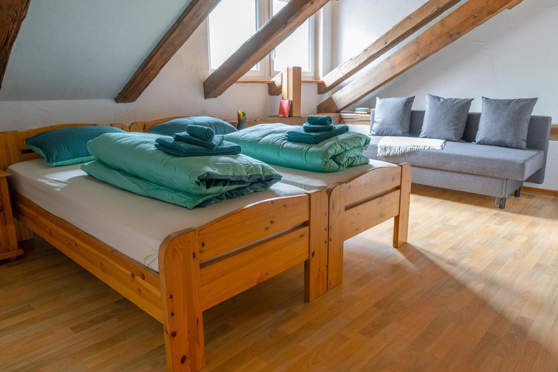 Chrona Bed & Breakfast Jenaz Rom bilde
